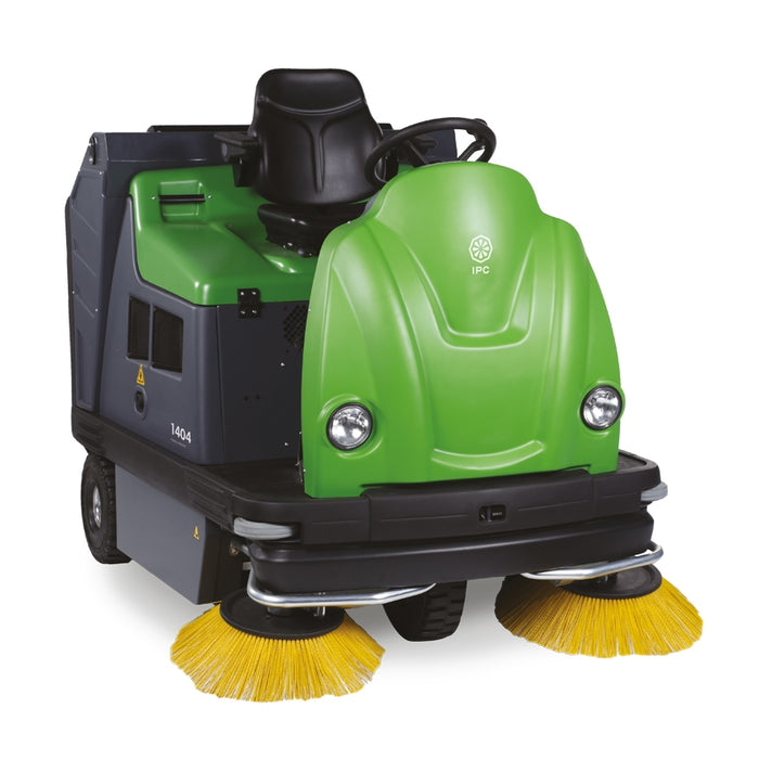 IPC TK1404E Ride On Sweeper 58" w/ Lead Acid Batteries 350ah - On Board Battery Charger